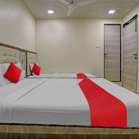 Pop 81030D Hotel Crystal Park Jogeshwari Bombay Esterno foto